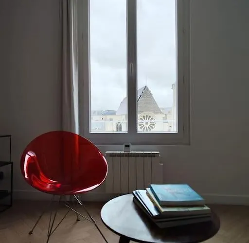 Les Lices アパート *